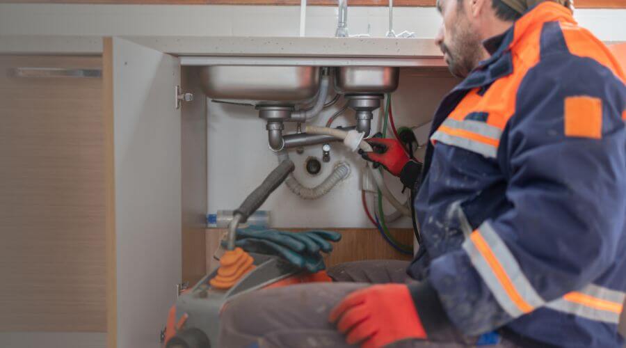 Professional slab leak plumber services in Buford, WY